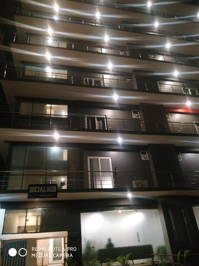 Hotel Aarkay Palace Badarpur ภายนอก รูปภาพ